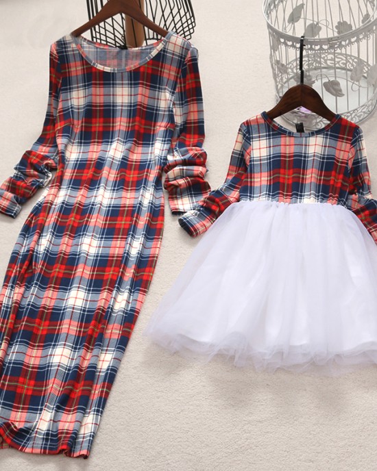 Round Neck Long Sleeve Plaid Tulle Stitching Mom Girl Matching Dress -13121