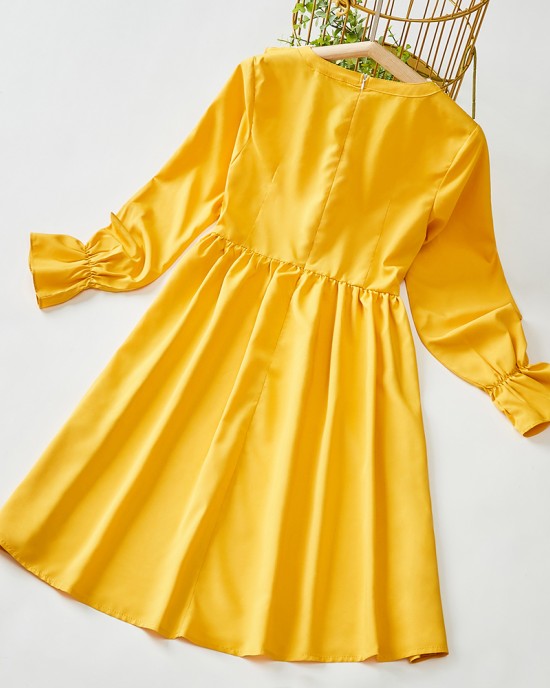 Sweet V-neck Long Sleeved Lace Stitching Yellow Mom Girl Matching Dress - 1397