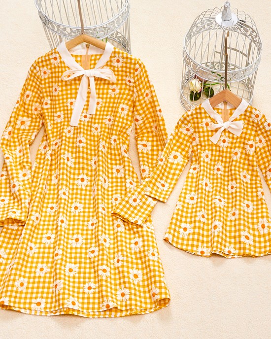 Sweet Long Sleeved Yellow Plaid and Flower Print Mom Girl Matching Dress