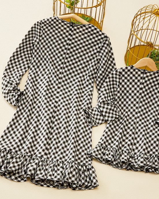 Sweet Black And White Plaid Sequined Bow Patch Round Neck Long Sleeves Mom Girl Matching Dress