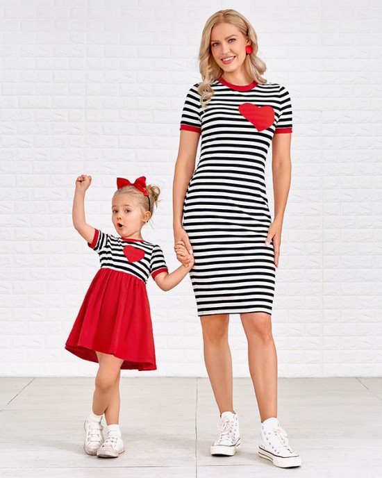 Casual Striped Red Heart-shaped Embroidery Family Matching Outfits - 1361