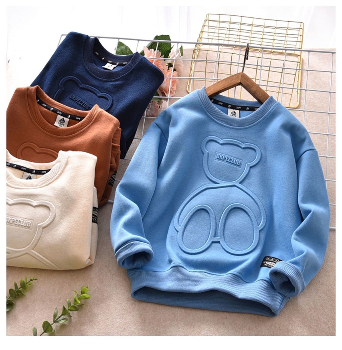 【12M-13Y】Kids Casual Cute Bear Pattern Round Neck Long Sleeve Sweatshirt - 4109 【12M-13Y】Kids Casual Cute Bear Pattern Round Neck Long Sleeve Sweatshirt - 4109