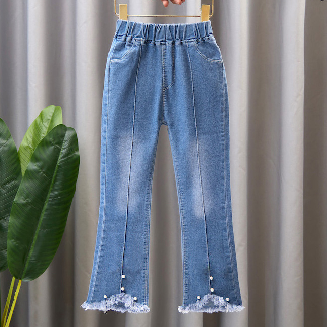【2Y-13Y】Girl Fashion Flowers And Beads Blue Jeans 【2Y-13Y】Girl Fashion Flowers And Beads Blue Jeans