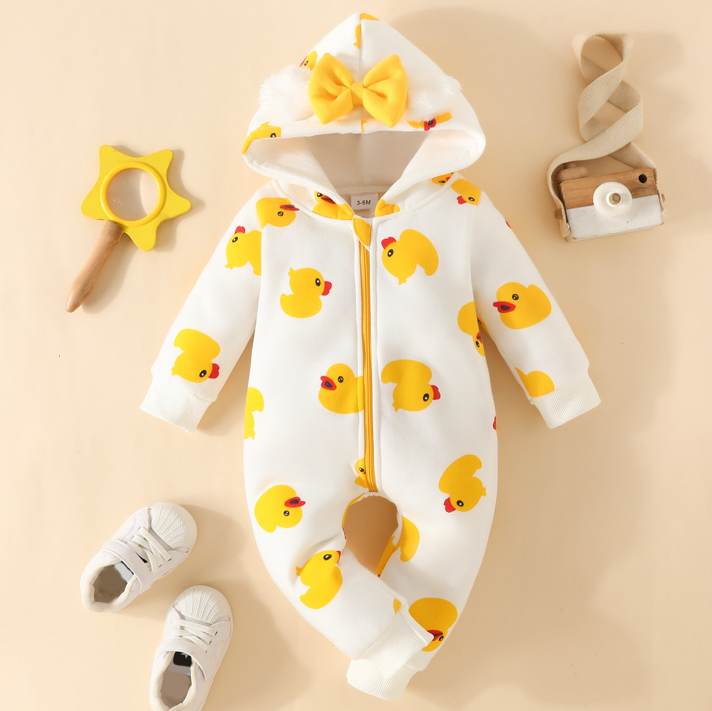 【0M-18M】Baby Girl Cute Duck And Heart Shape Print And Bow Hooded Romper 【0M-18M】Baby Girl Cute Duck And Heart Shape Print And Bow Hooded Romper