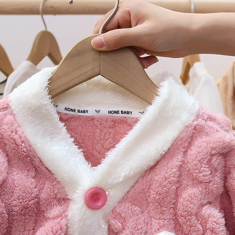 【12M-6Y】2-piece Girls Cute Bunny Pocket Coral Velvet Pajama Set 【12M-6Y】2-piece Girls Cute Bunny Pocket Coral Velvet Pajama Set