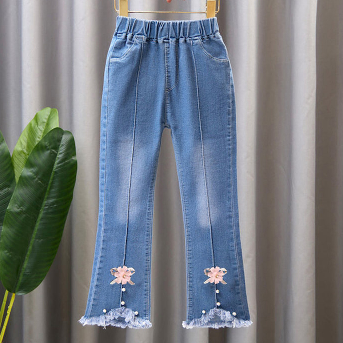 【2Y-13Y】Girl Fashion Flowers And Beads Blue Jeans 【2Y-13Y】Girl Fashion Flowers And Beads Blue Jeans