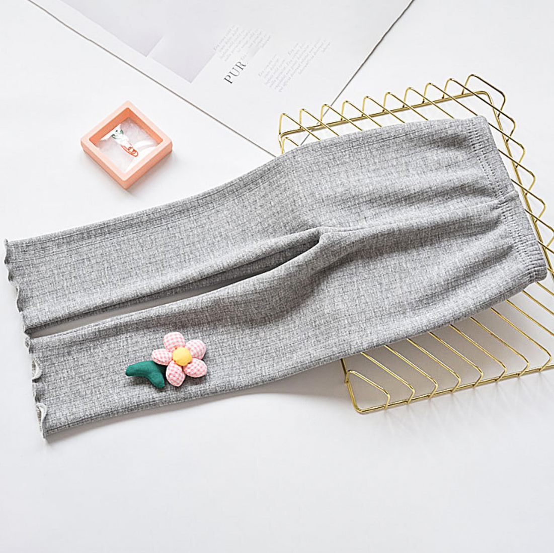 【12M-8Y】Girls Cute Dimensional Floral Pattern Comfortable Fleece Leggings 【12M-8Y】Girls Cute Dimensional Floral Pattern Comfortable Fleece Leggings