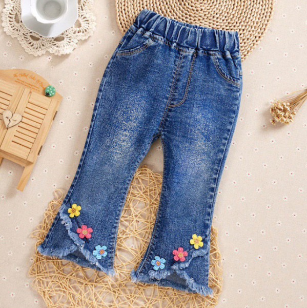 【6M-9Y】Girl Sweet Flowers And Fringed Blue Jeans 【6M-9Y】Girl Sweet Flowers And Fringed Blue Jeans