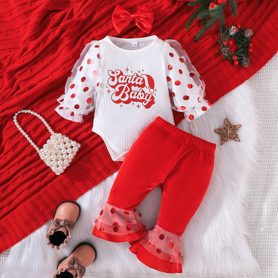 【3M-24M】3-piece Baby Girl Cute Christmas Letter And Polka Dot Print White Romper And Red Pants Set With Bow Hairband 【3M-24M】3-piece Baby Girl Cute Christmas Letter And Polka Dot Print White Romper And Red Pants Set With Bow Hairband