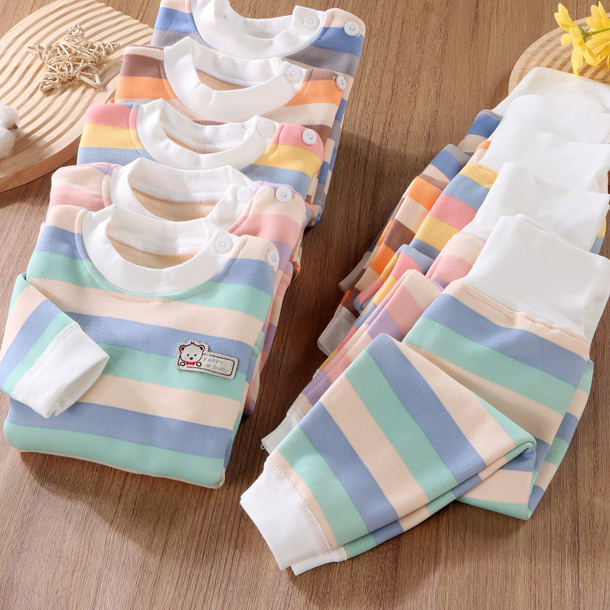 【9M-5Y】2-piece Unisex Keep Warm Colorful Stripe Print Long Sleeve Pajamas Set 【9M-5Y】2-piece Unisex Keep Warm Colorful Stripe Print Long Sleeve Pajamas Set