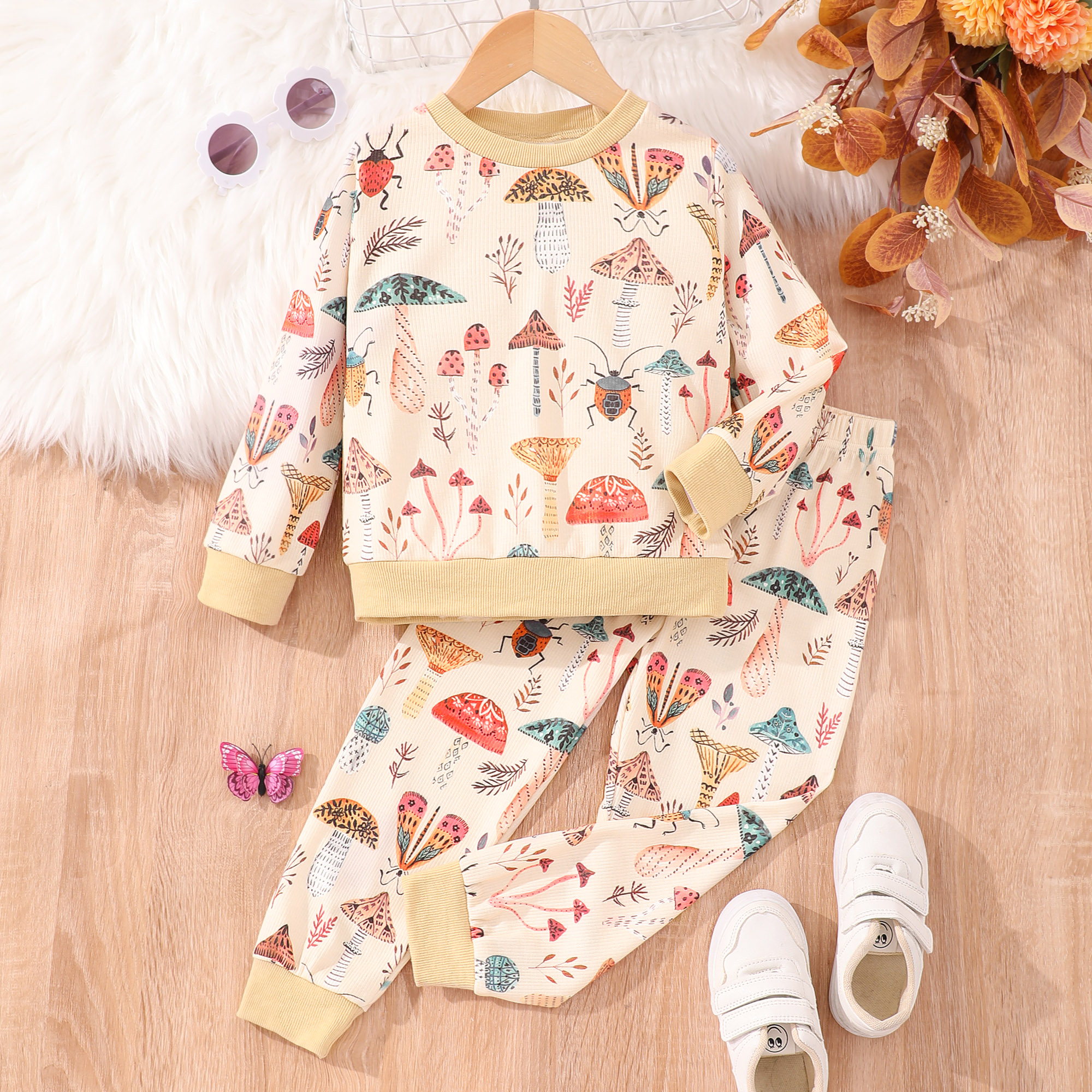 【2Y-7Y】2-piece Kids Cute Colorful Dinosaur Animal Plant Print Round Neck Sweatshirt And Pants Set 【2Y-7Y】2-piece Kids Cute Colorful Dinosaur Animal Plant Print Round Neck Sweatshirt And Pants Set